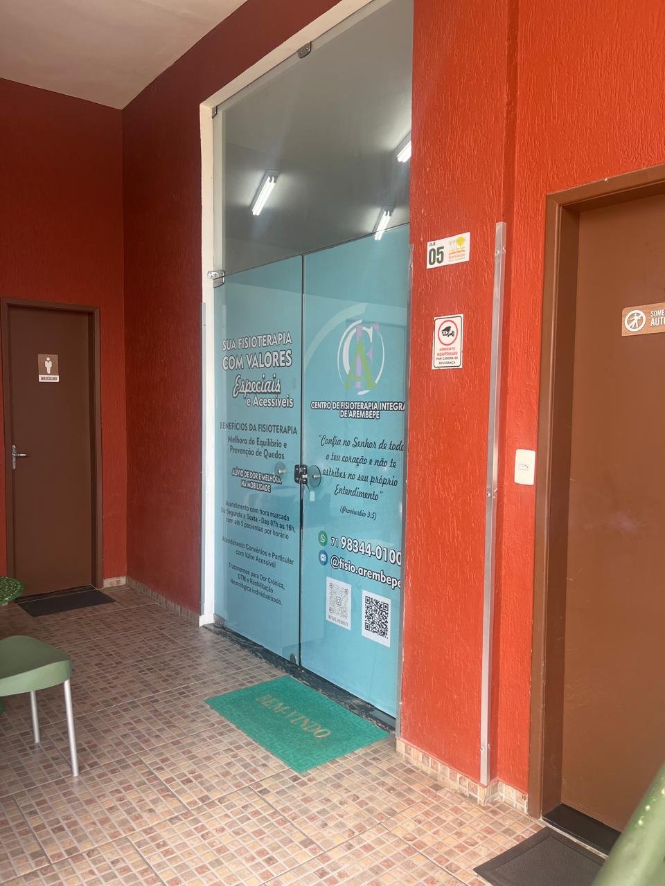 Entrada do Centro de Fisioterapia Integrada de Arembepe